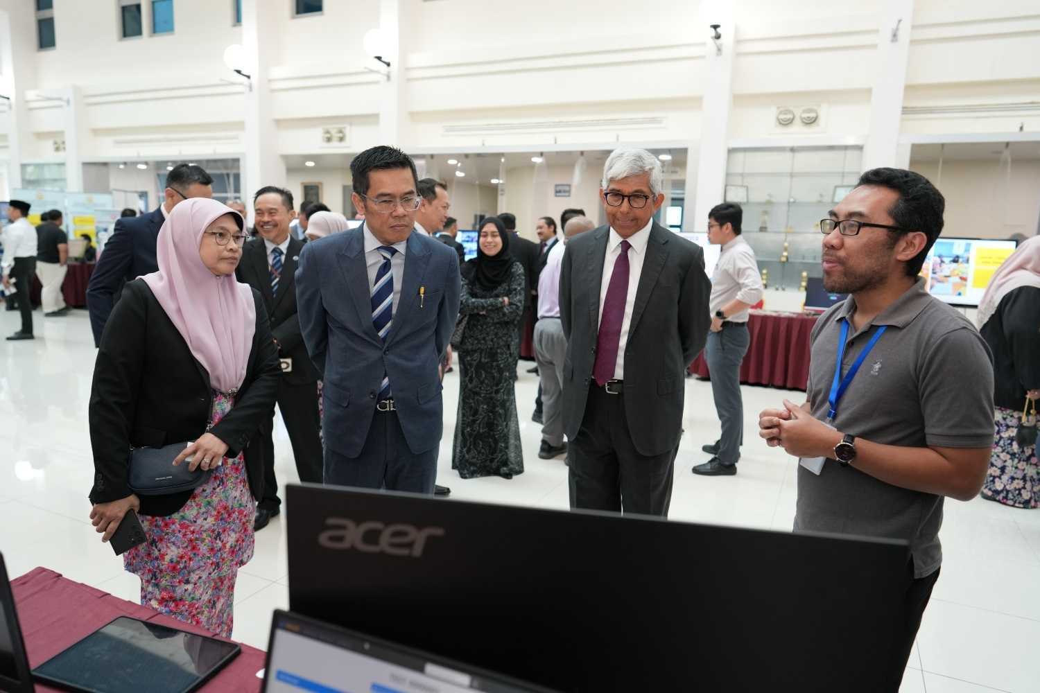 Majlis Pelancaran Hari Pelanggan Institut Perkhidmatan Awam img4